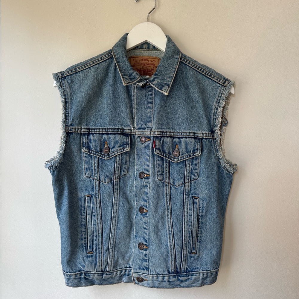 Vintage Levi’s Denim Sleeveless Vest